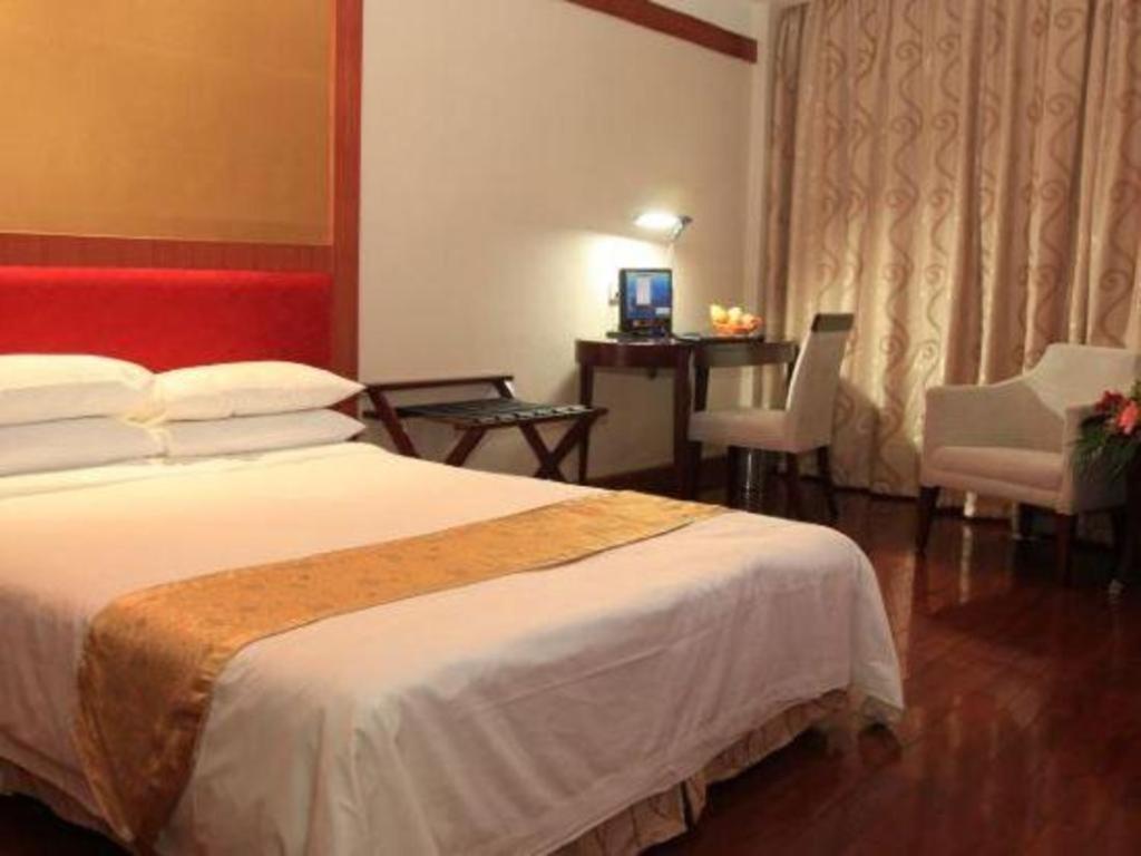 Golden Lustre Hotel Shenzhen Exterior photo